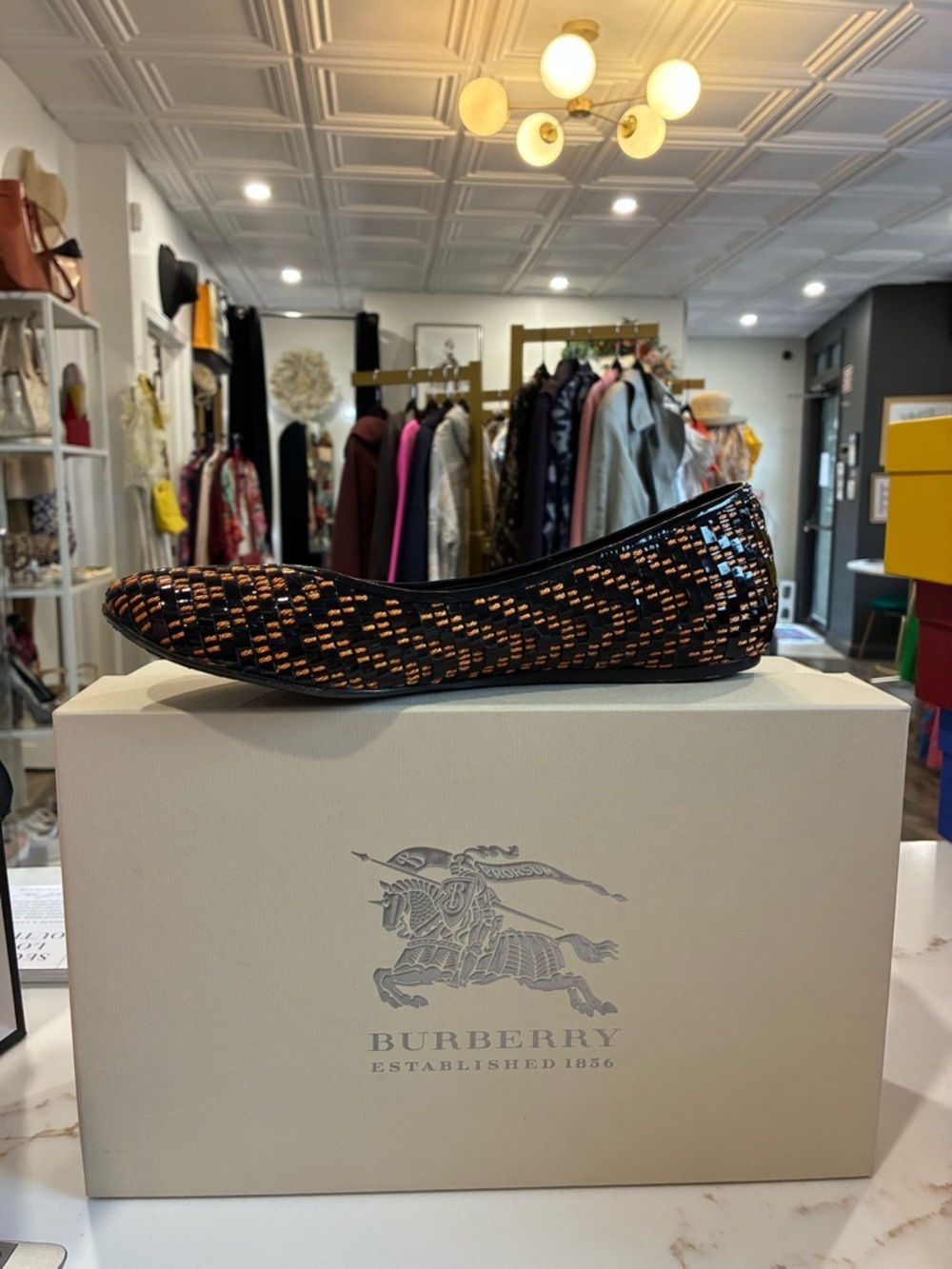 Burberry Cream & Apricot Shoe Box with Retail Labels